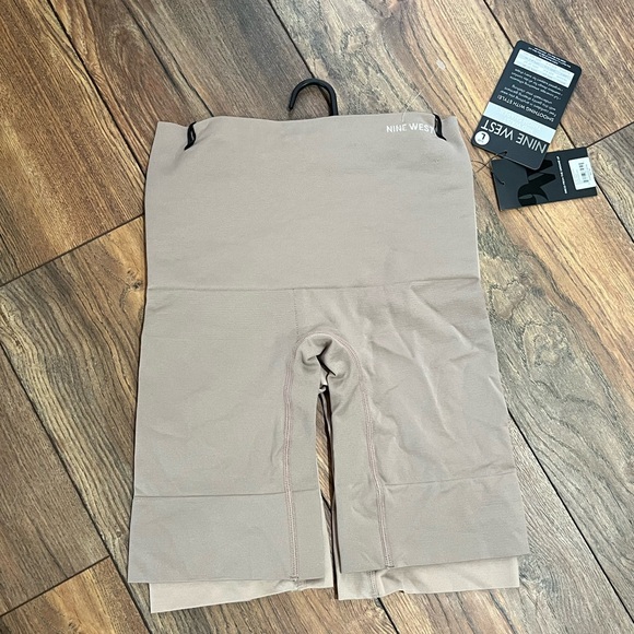 { nine west } mid waist thigh shaper, large - Picture 2 of 5